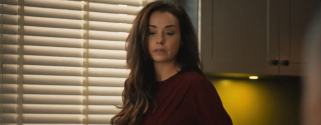 Meryem - saçlarını açarken