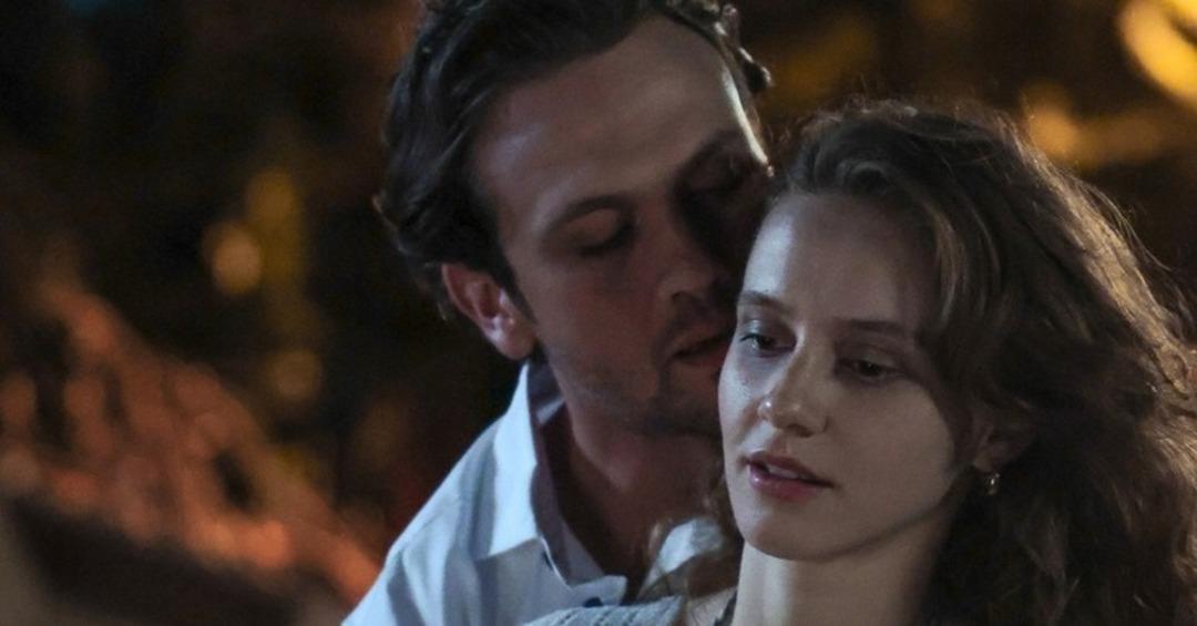 Devran ve Esme'nin sahnesi