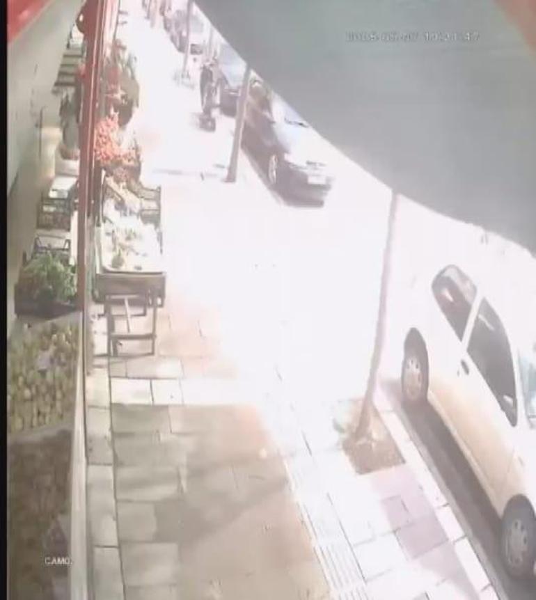 Canlı yayında oyun oynarken yıldırım düştü Kan donduran görüntü