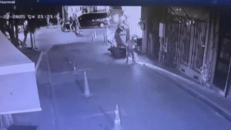 İstanbulda dehşet anları Kızına şiddet uygulayan çocuğun babasını bıçakladı